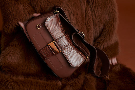 Bolsa Arlete | Couro de Python | Marrom