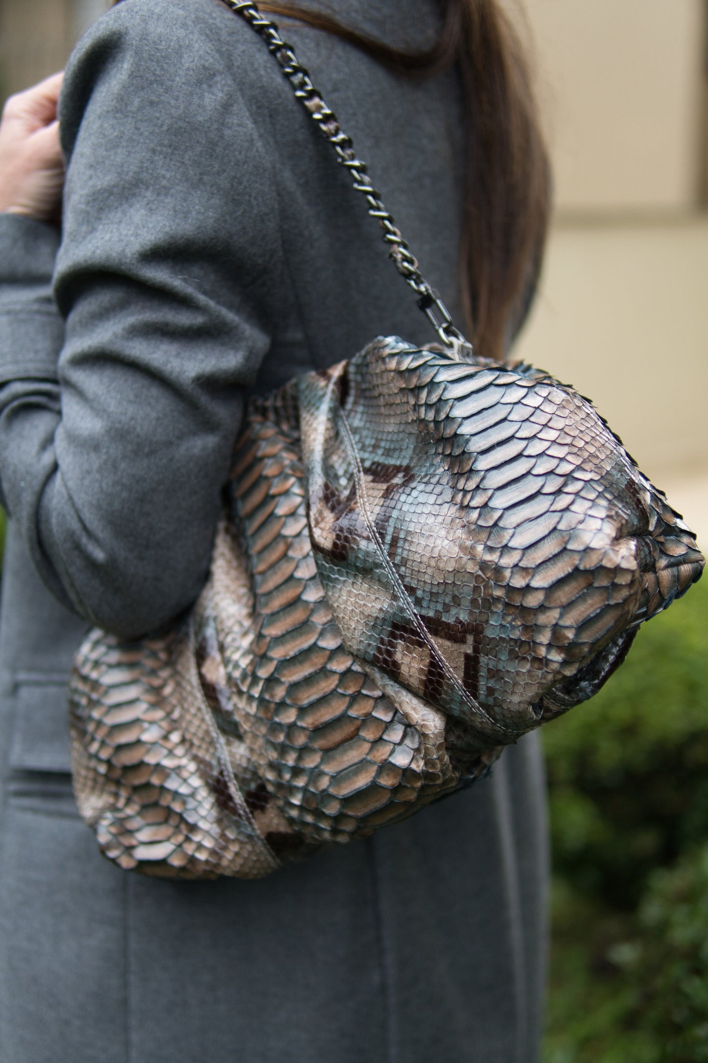 Bolsa Tanara | Couro de Python Artesanal | Marrom e Verde