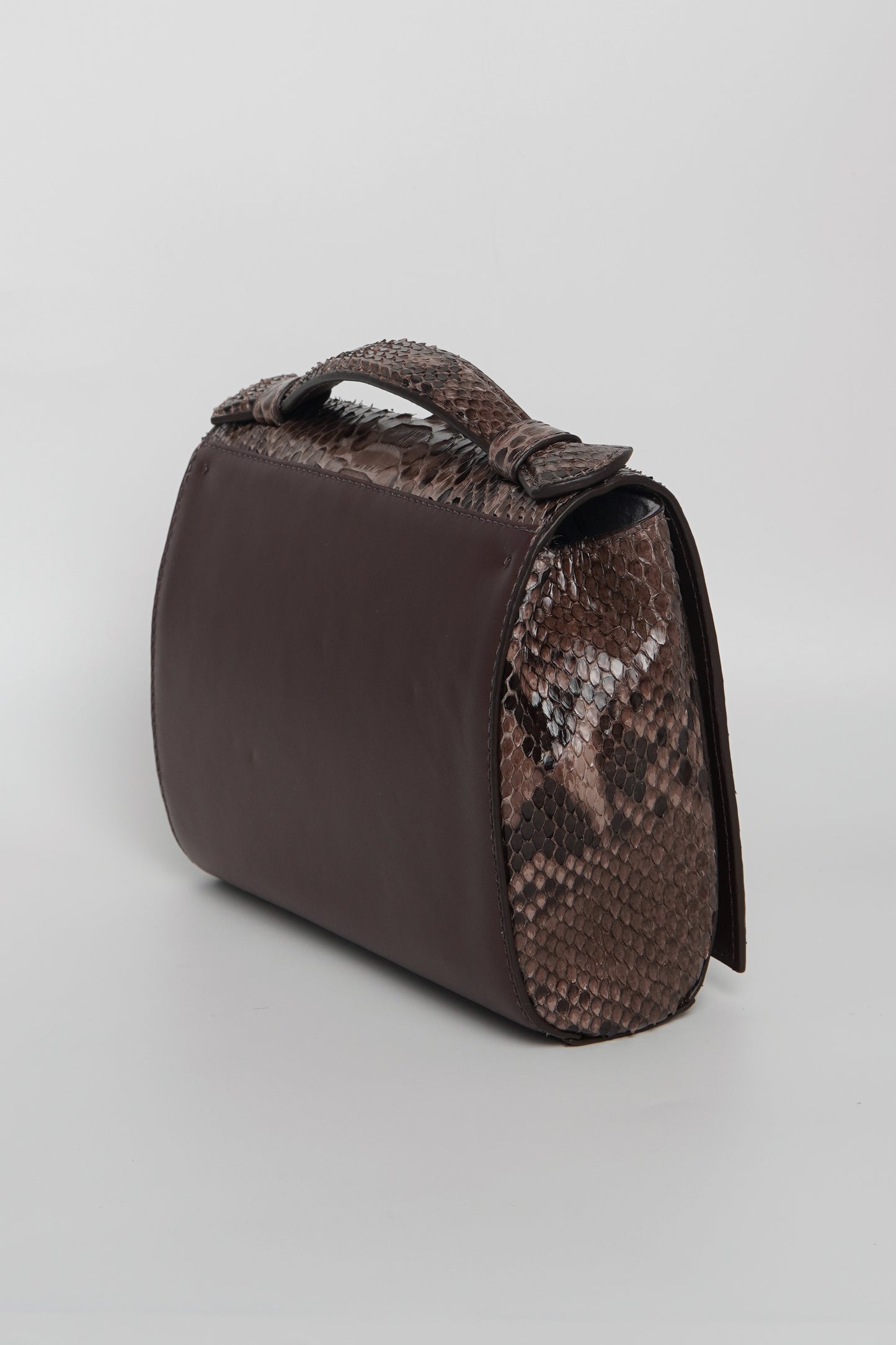 Bolsa Larissa | Couro de Python Artesanal | Marrom