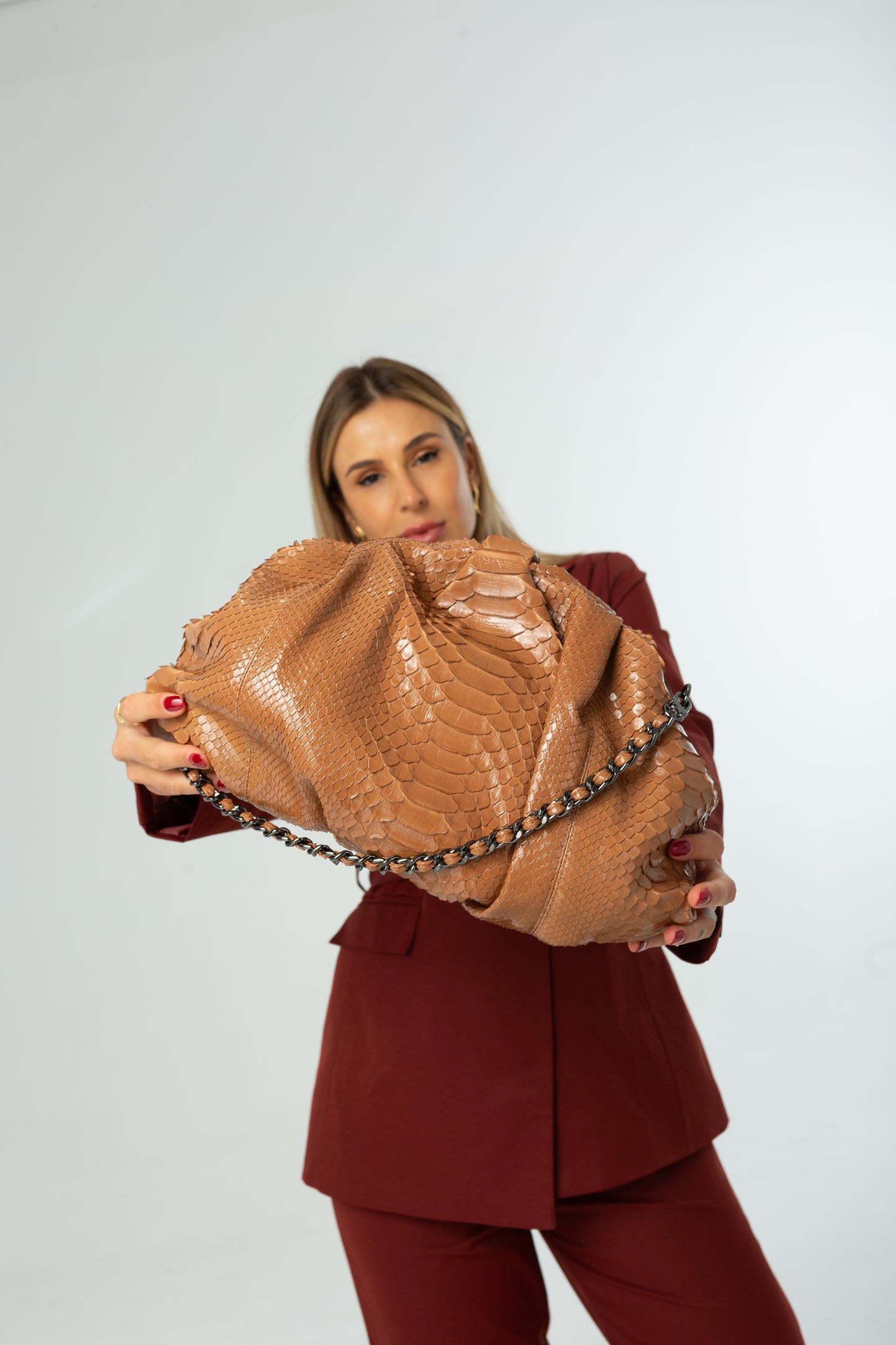 Bolsa Tanara | Couro Camurça | Caramelo