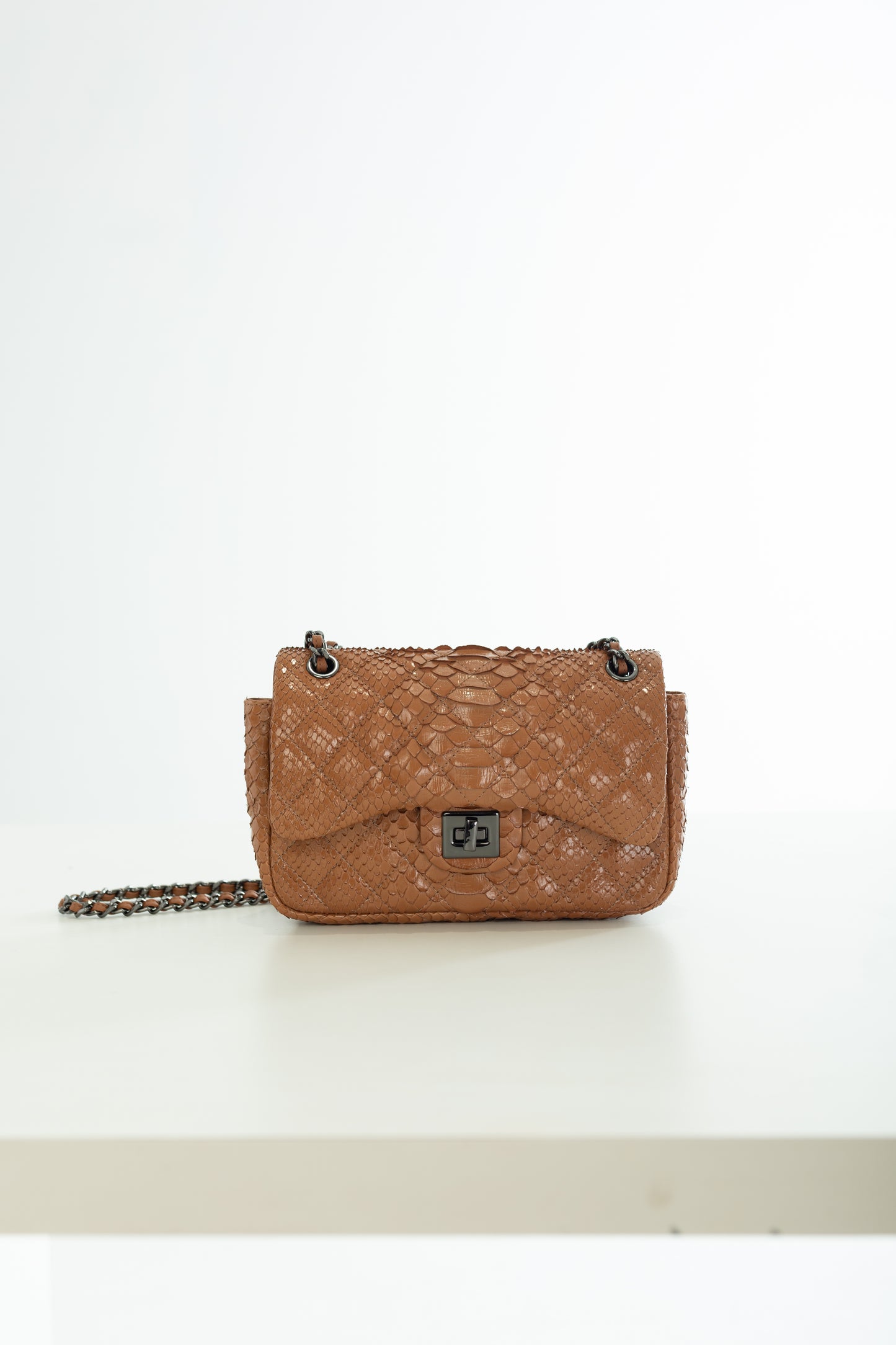 Bolsa Gabi M | Couro de Python | Caramelo