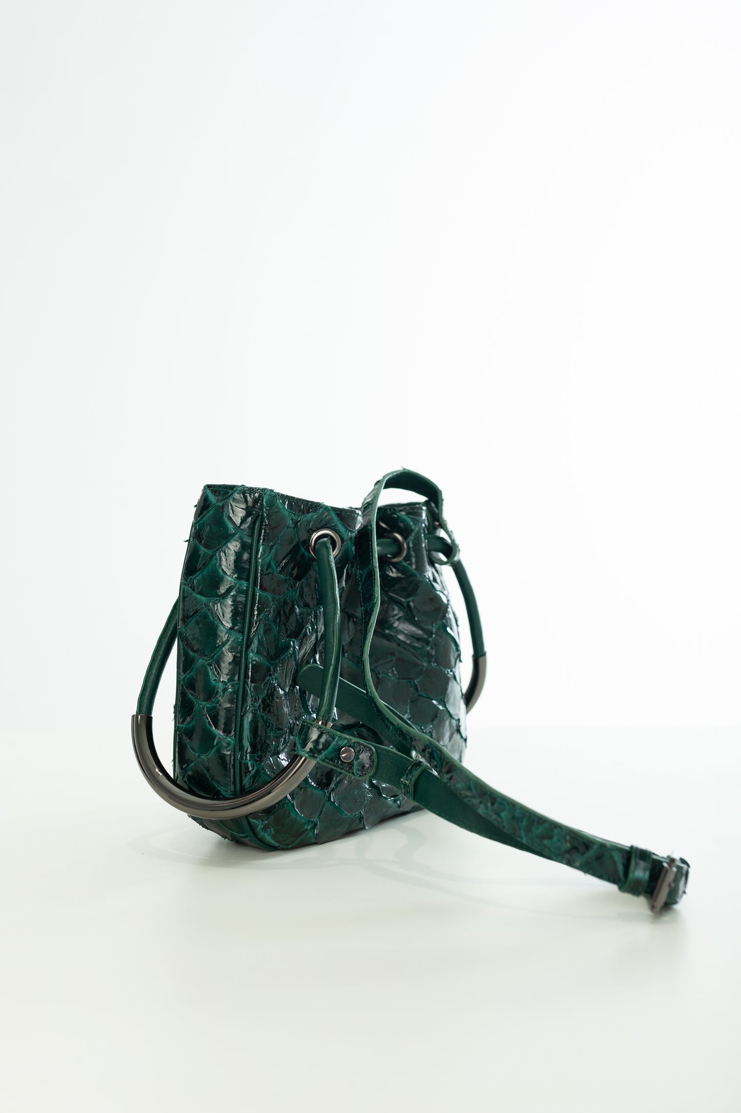 Bolsa Sandra | Couro de Pirarucu | Verde