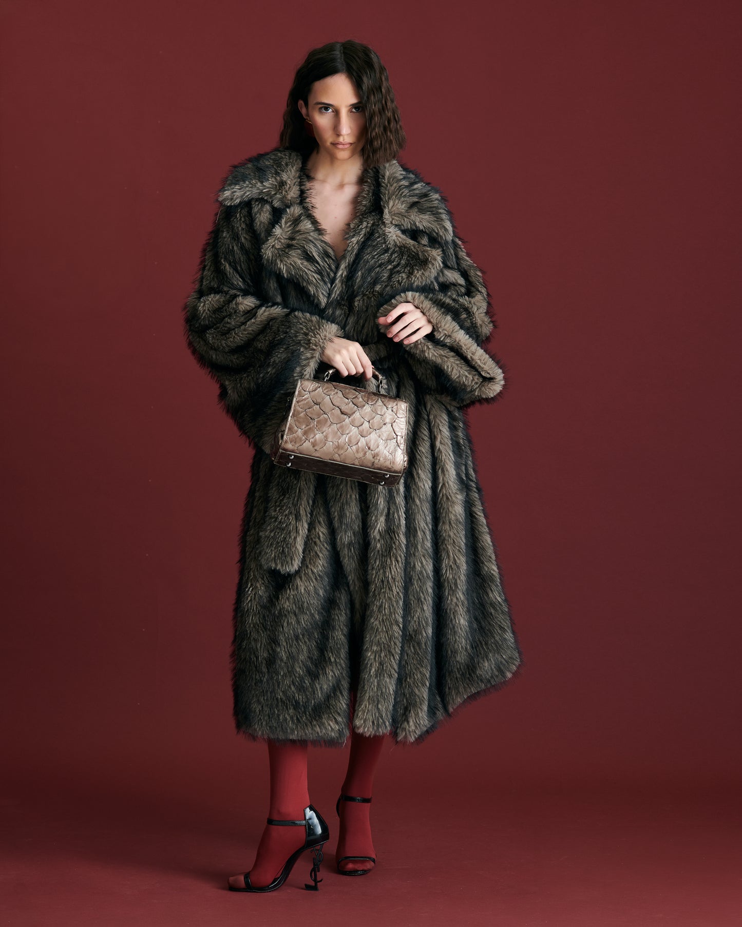 Bolsa Mari | Couro Pirarucu | Bronze