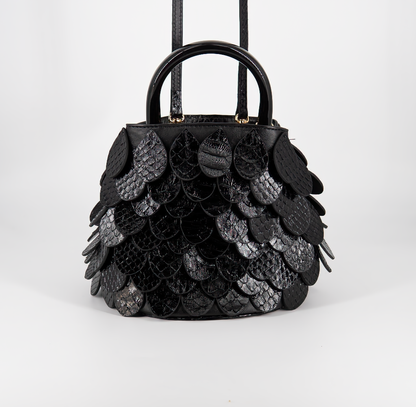 Bolsa Petála | Couro de Python | Preta