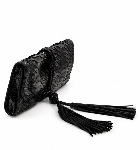 Clutch Flávia | Couro de Python | Preta