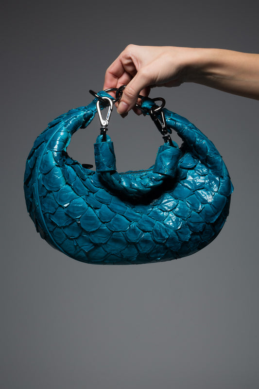 Bolsa Marcela P | Couro de Pirarucu | Azul Turquesa