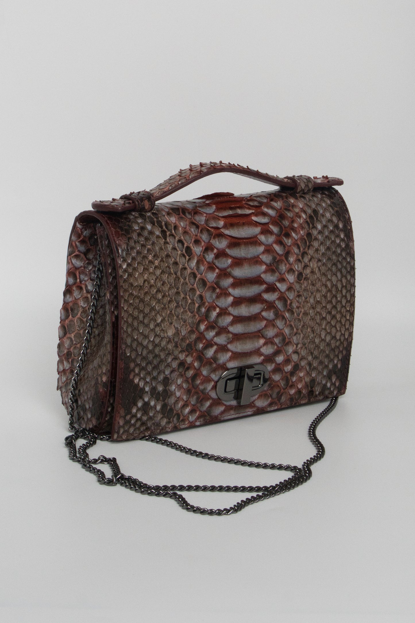 Bolsa Larissa | Couro de Python Artesanal | Marrom e Bordô