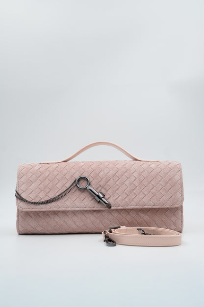 Bolsa Indiara | Couro Camurça Tressê | Rosé com Ferragem Grafite