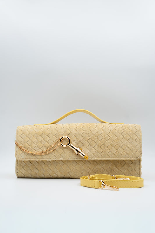 Bolsa Indiara | Couro Camurça Tressê | Amarela com Ferragem Dourada