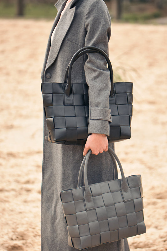Bolsa Bet | Pelica de Caprino | Preta