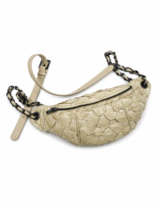 Pochete Lu | Couro de Pirarucu | Off White