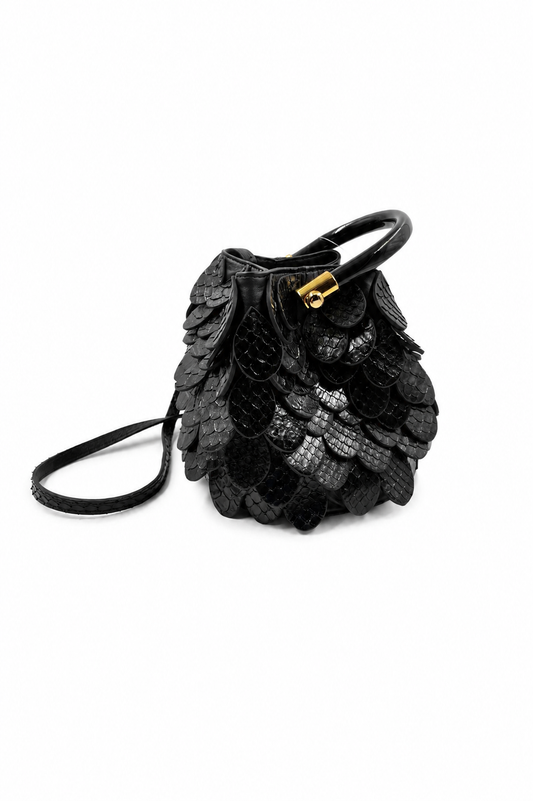 Bolsa Pétala | Couro de Python | Preta