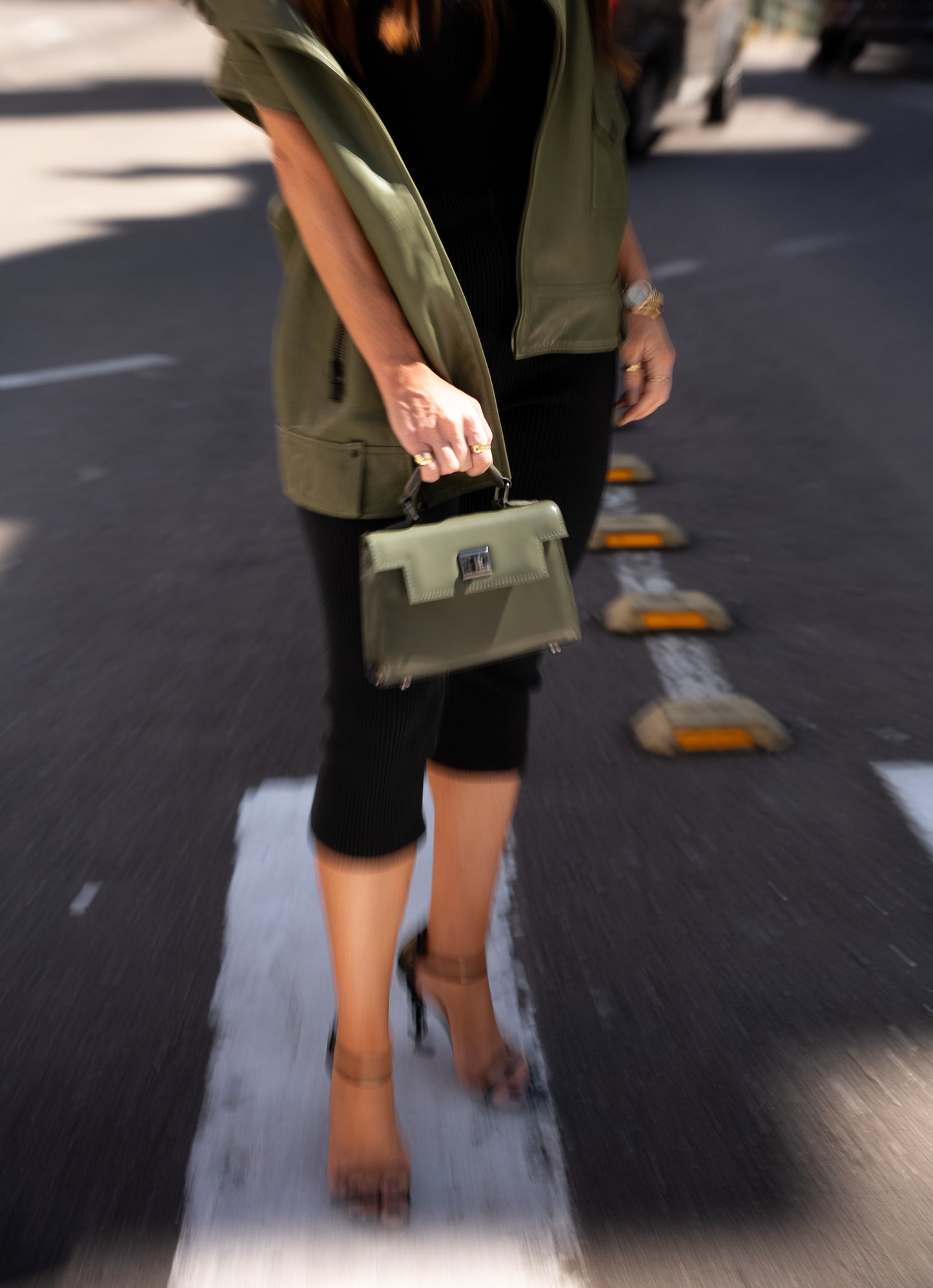 Bolsa Cris | Couro Box | Off White com Ferragem Dourada